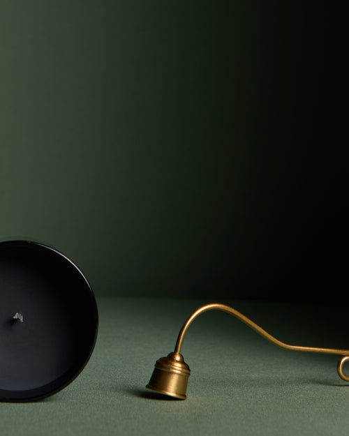 Fresh Tobacco Luxury Hand Poured Soy Wax Candle
Luxury hand poured soy wax candle in a black glass jar with black wax, wooden lid and fabric wick, finished with holographic silver label
